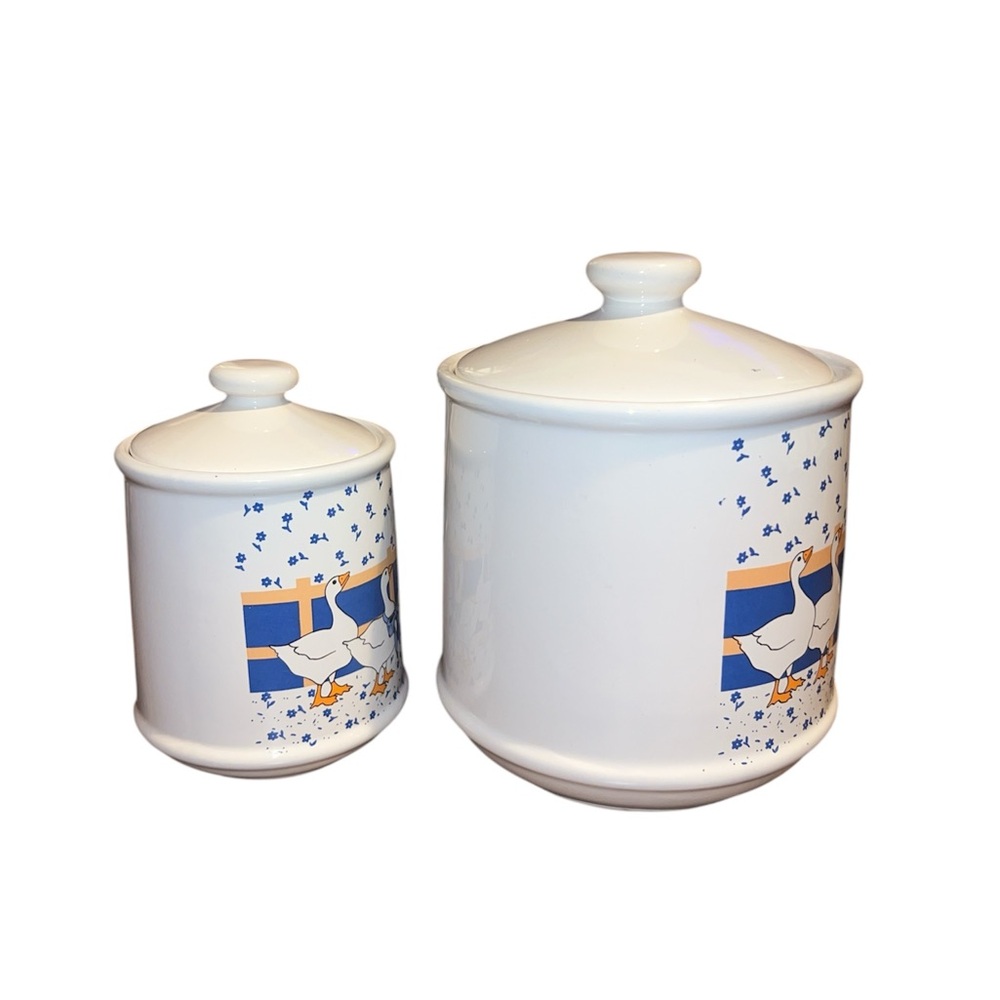 Vintage 1980s Blue Ribbon Country Geese Canister Set - Picture 3 of 11